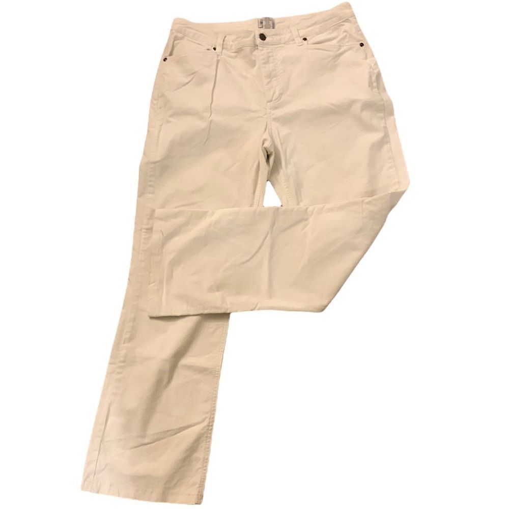 Chico’s Sz 2 regular corduroy pants light cream. (As is)